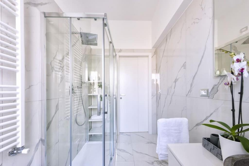 Апартаменты Domus Delia Pescara Centro Экстерьер фото